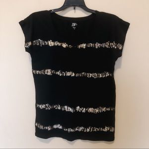 Loft short sleeved top - size medium